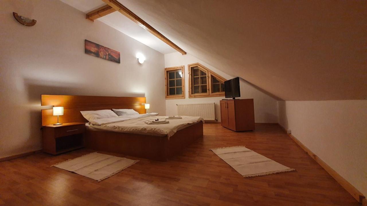 Vila Panselutelor 6 Sinaia Exterior foto